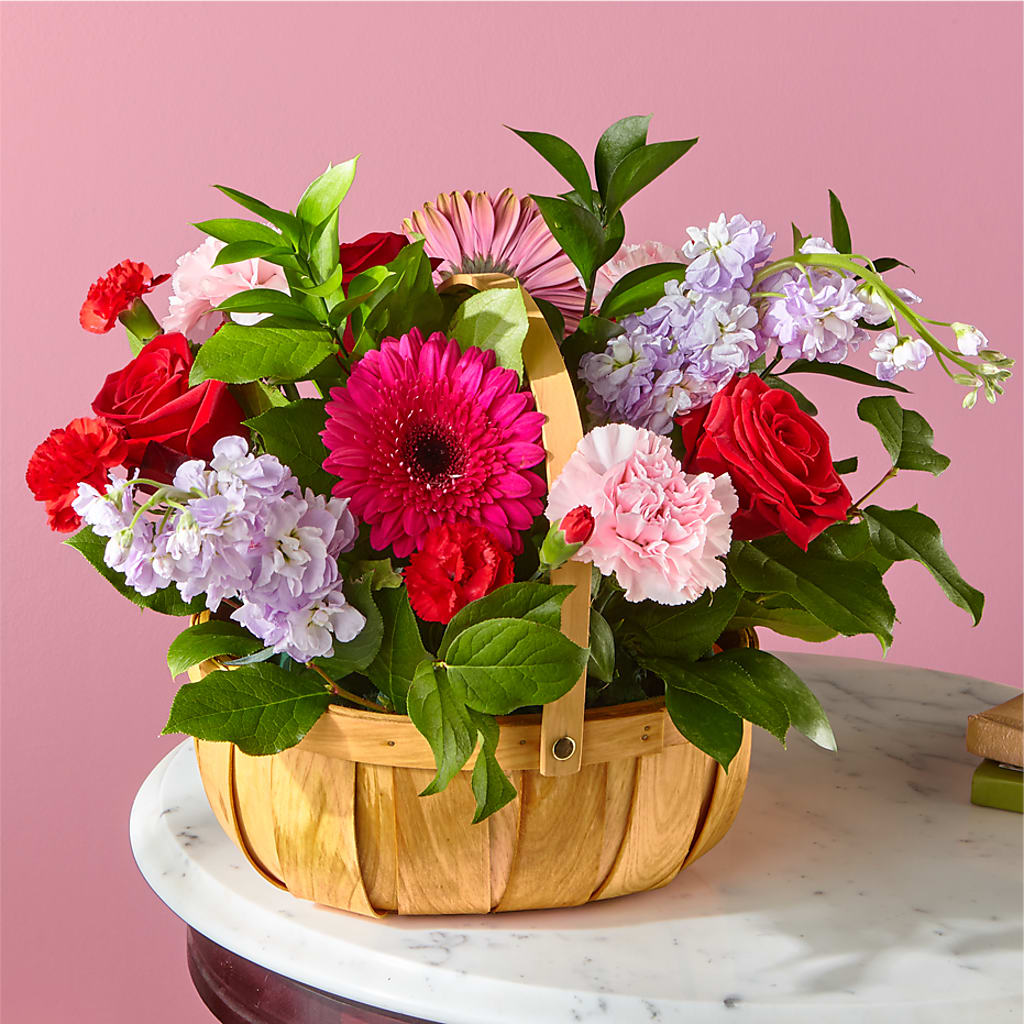 Pink Picnic Basket – Babes Floral Design Llc, Old Fort NC