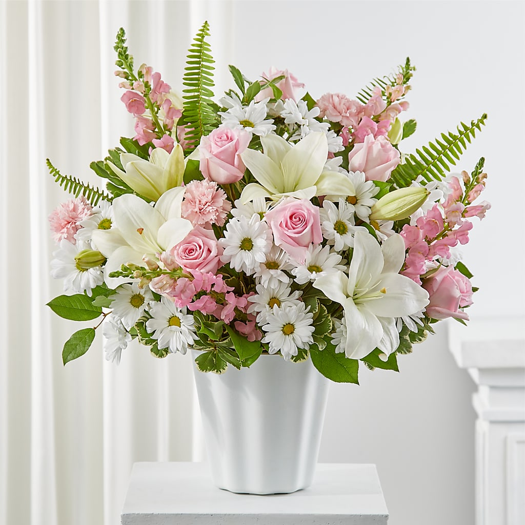 Soft Touch Tabletop Basket – Babes Floral Design Llc, Old Fort NC